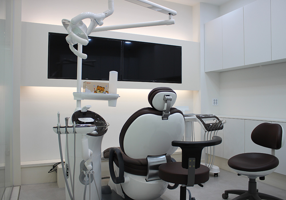여인호바른이치과교정과 내부 인테리어-8